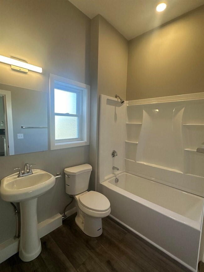 Photo - 45 Monarch Wy Unit 102