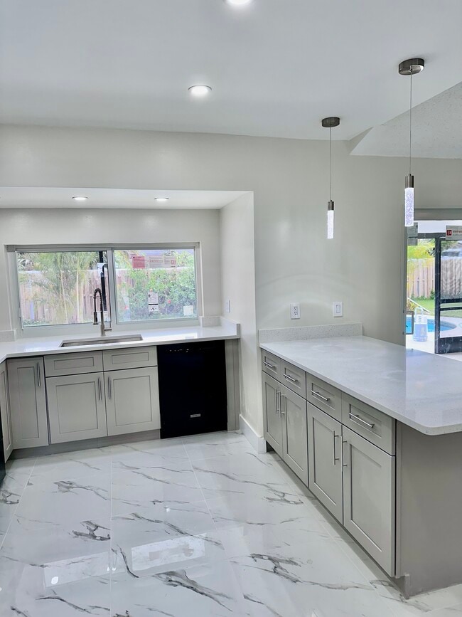 Photo - 2110 NW 109th Ave