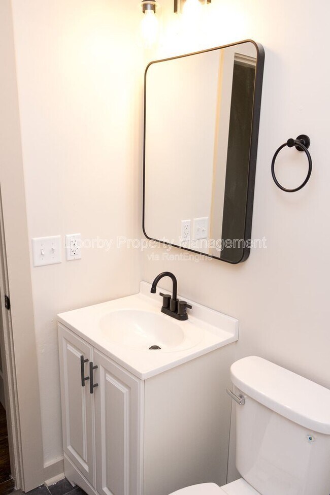 Photo - 804 Grandview Ave