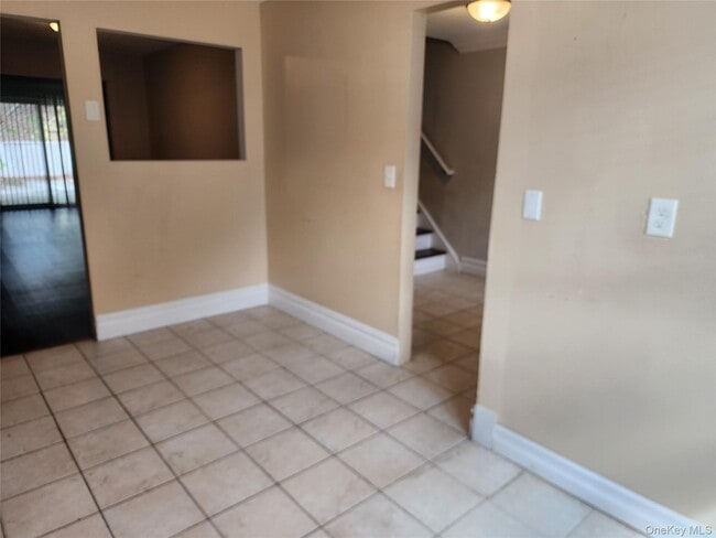Photo - 12 Roosevelt Dr