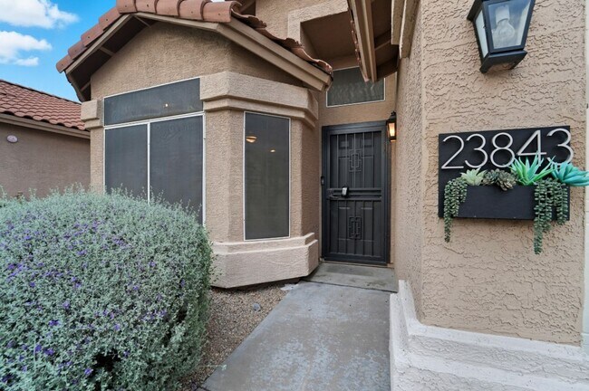 Photo - Modern & Spacious 3 Bed 2 Bath Home in Nor...