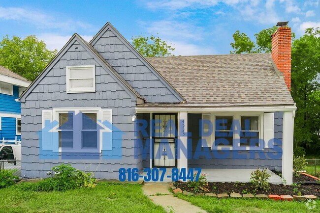 Building Photo - "Charming 4-Bedroom Kansas City Home with ...