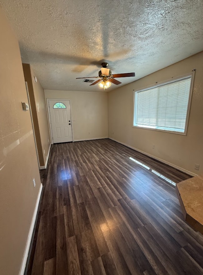 Building Photo - North 11th Street Unit 1004