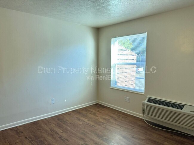 Photo - 4820 Scheel Rd Unit 22