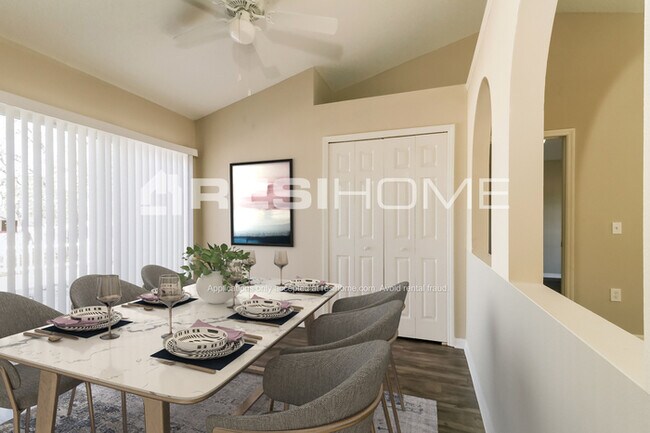 Photo - 14145 Spring Hill Dr