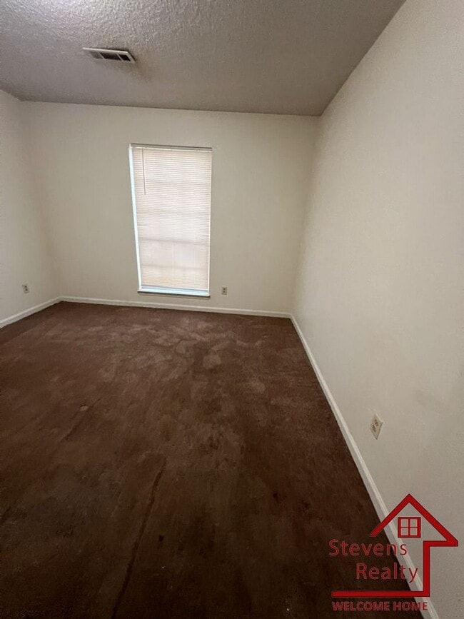 Photo - 459 Oriole Dr