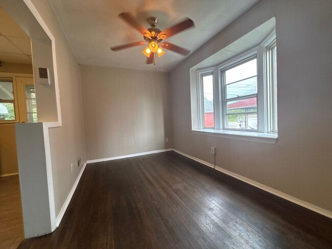 Photo - Stunning Three Bedroom Home In Essex