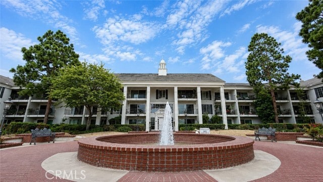 102 Scholz Plaza Unit 243