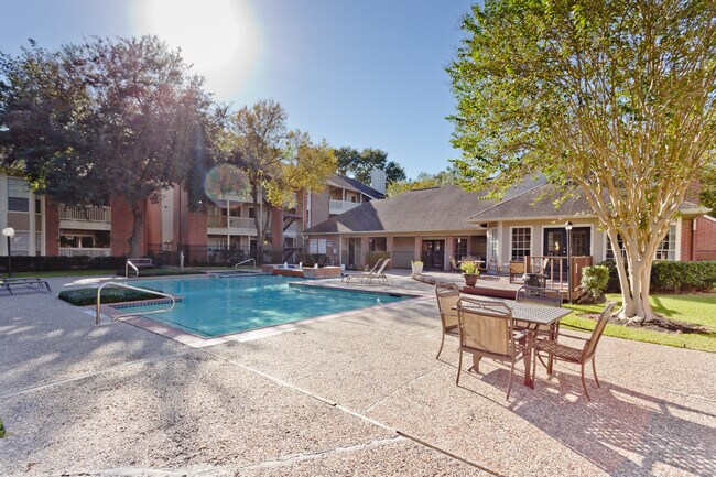 Photo - Champion Oaks