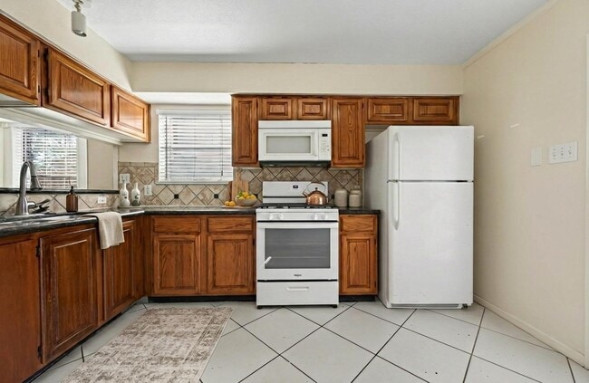 Photo - 2623 Forestbrook Dr