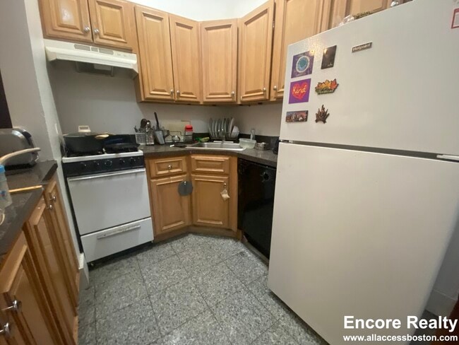 Photo - 1254 Commonwealth Ave Unit 3