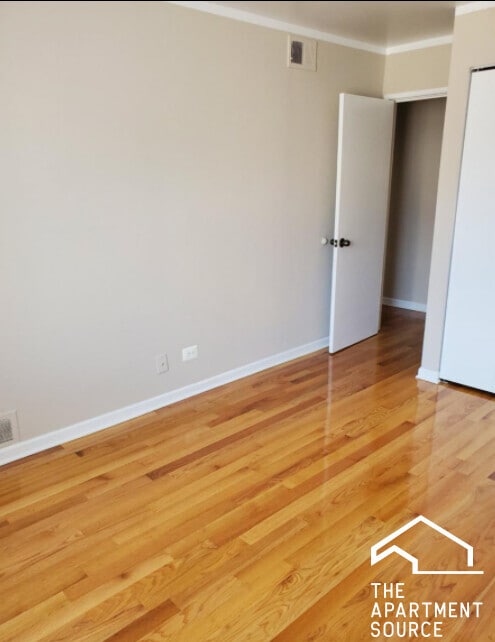 Photo - 1515 W Morse Ave Unit 211