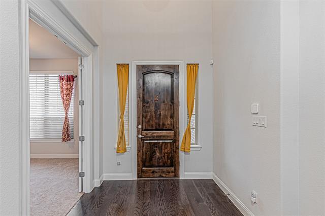 Photo - 566 Westwood Way Dr