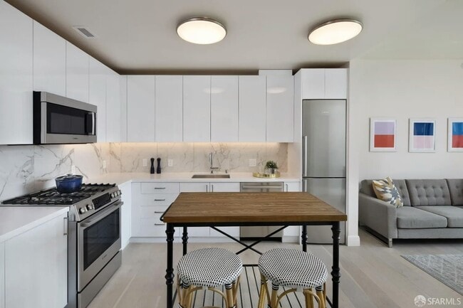 Building Photo - 588 Minna St Unit 406 Rental