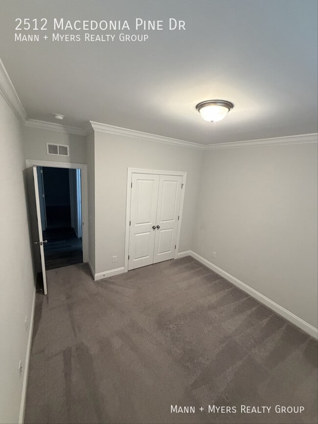 Photo - 2512 Macedonia Pine Dr