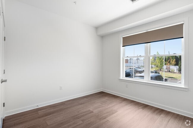 2BR, 2BA - 1,115SF - Bedroom