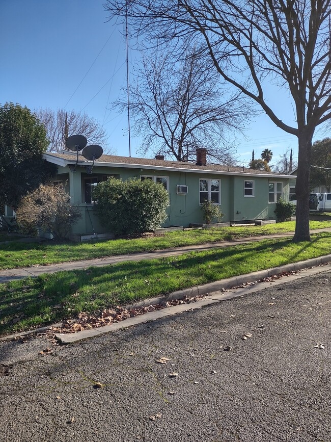 Photo - 62 W 23rd St Unit Merced Duplex