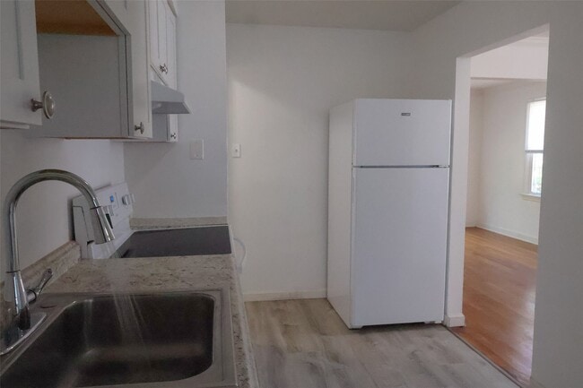 Photo - 10522 Byfield Dr