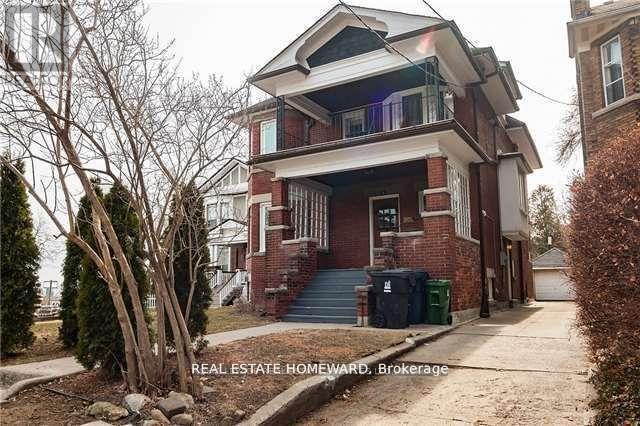 Photo - 56 Oakwood Ave