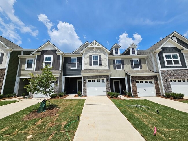 Photo - Beautiful Townhome in North Charlotte