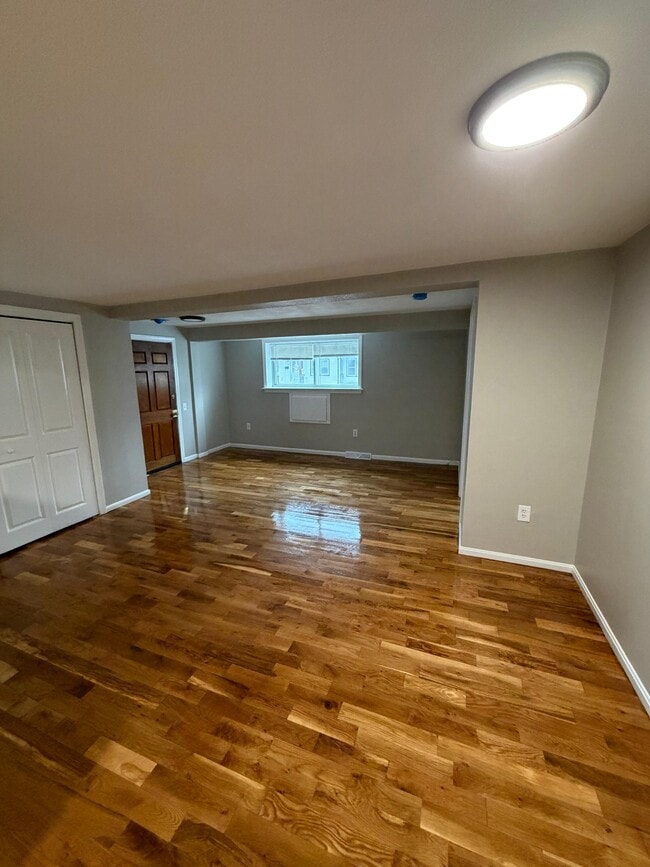 Photo - 23 Roughan St Unit 3