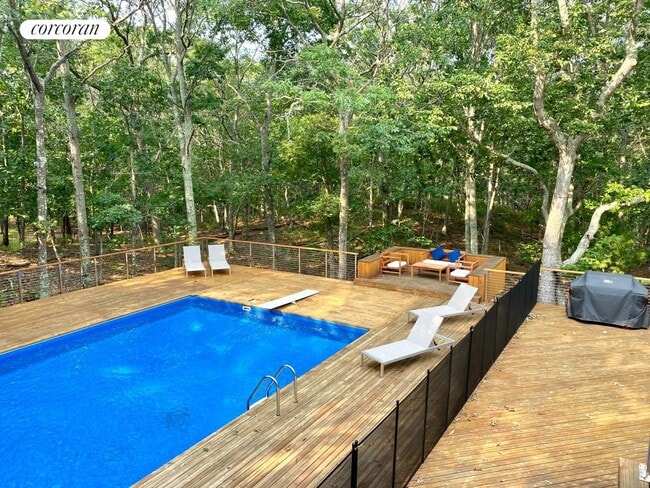 Photo - 9 Quadrant Hill Rd