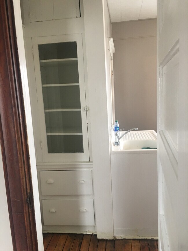 Photo - 2516 Wirt St