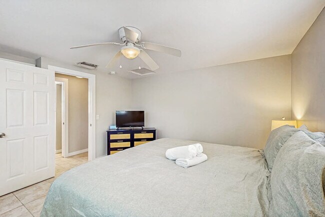 Photo - 206 35th St Unidad SI ID1591385P