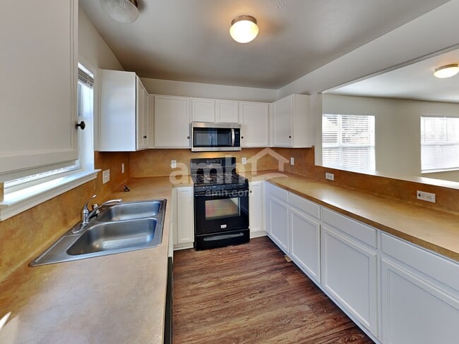 Photo - 9514 Chapelstone Ct