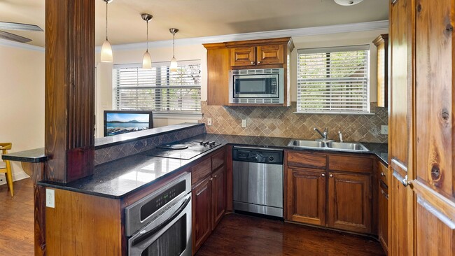 1 Bedroom condo located in the Garden Dist... - 1 Bedroom condo located in the Garden Dist...