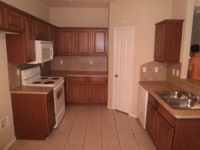 Photo - 4508-10 SE 77th St Unidad 4508 SE 77th