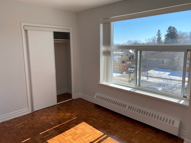 Photo - 35 Raylawn Cres