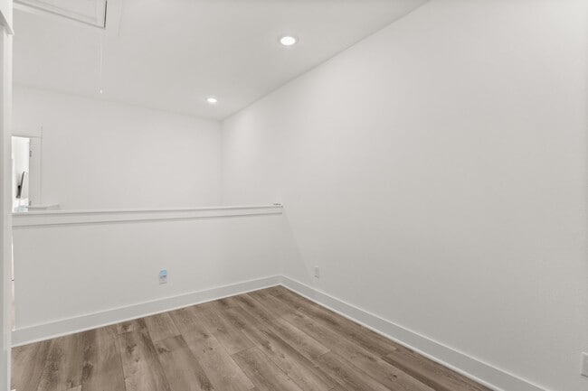 Building Photo - 2928 Stevens St