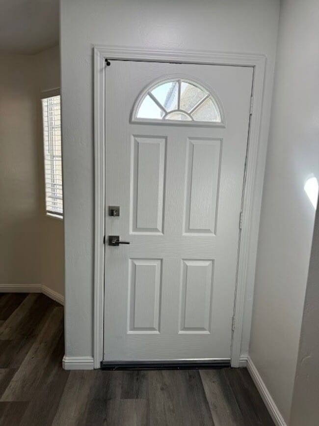 Photo - 3126 Silverlake Dr