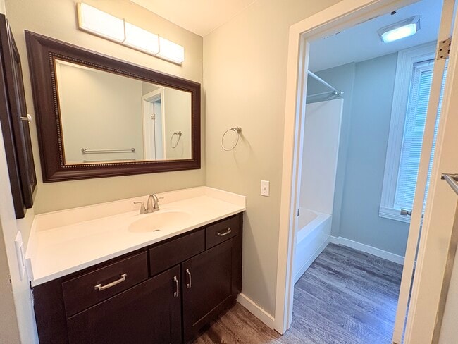 Photo - 11 N Beaver St