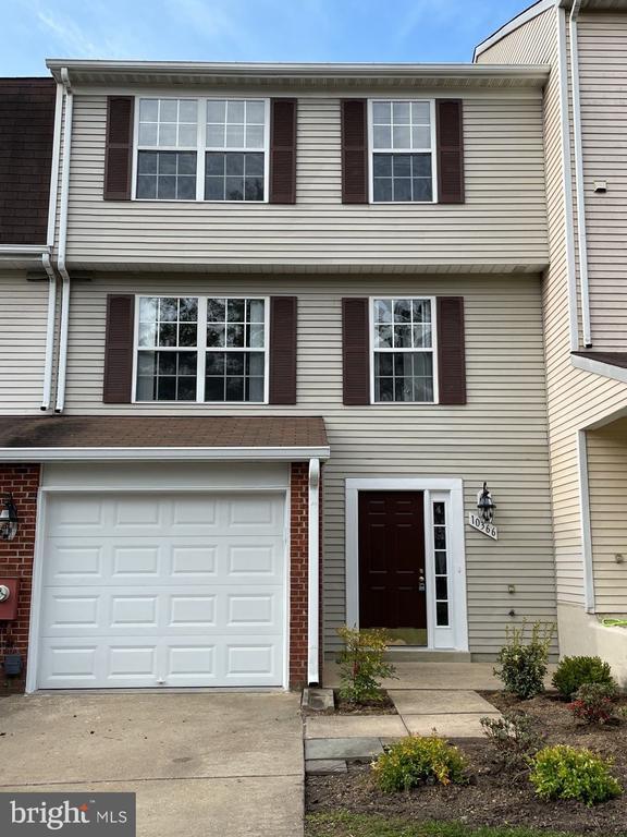 Photo - 10366 College Square Townhome