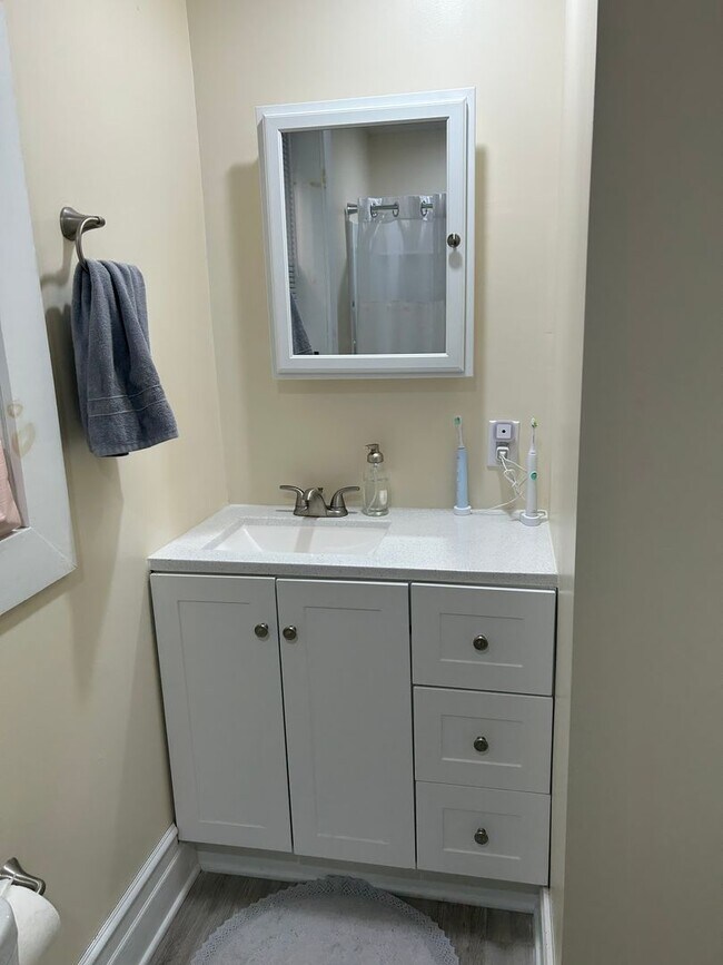 Photo - 2820 Monument Ave Unidad #2