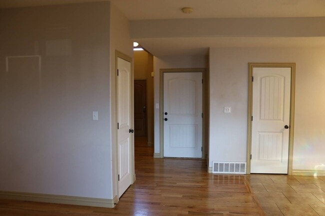 Photo - 3 bed 2.5 bath townhome in Salem