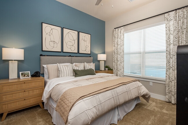 2BR, 2BA - 1,096SF - Bedroom