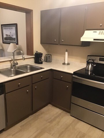 Photo - 104 Harbor Lights Dr