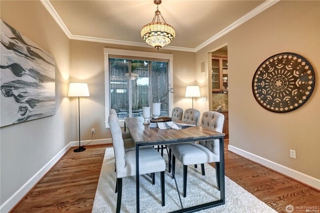 Photo - 4bd/2.5ba Kirkland House