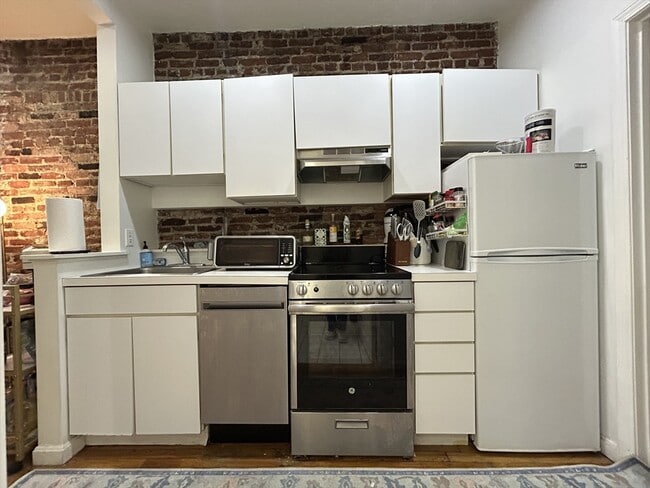 Photo - 6 Cleveland Pl Unit 4