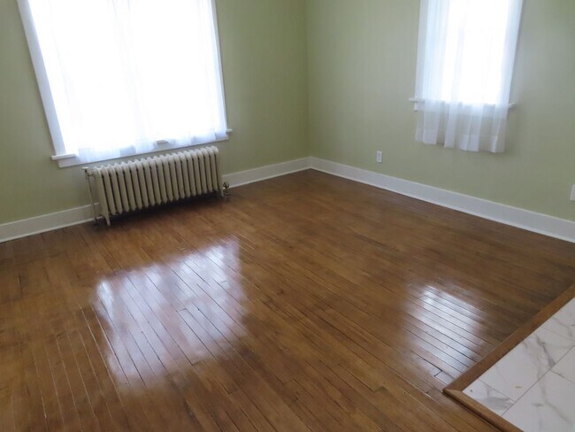 Photo - Fulton Manor