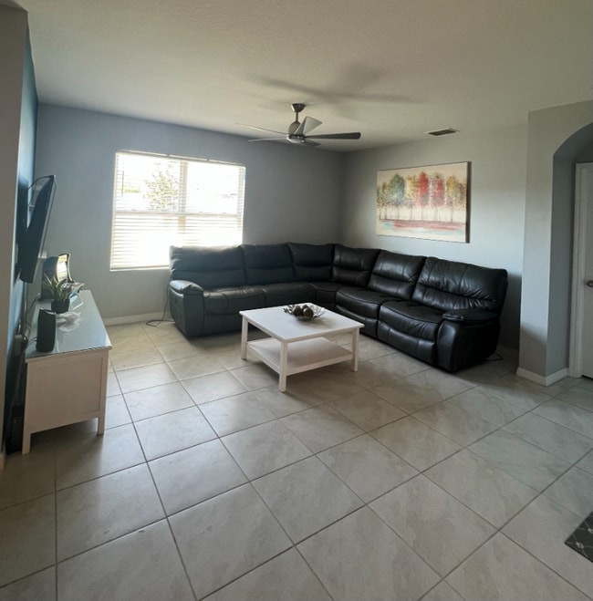 Photo - 3037 Country Club Cir