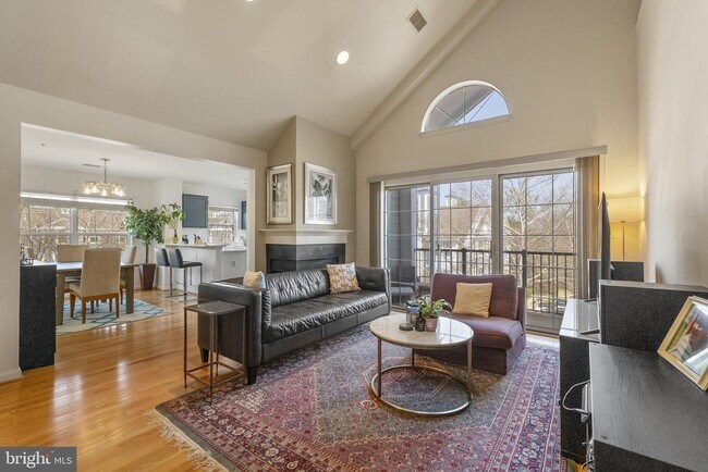 Photo - 164 Kendrick Pl Unit 164-36