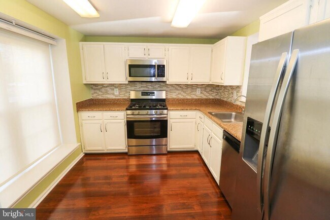 5933 Grisby House Ct
