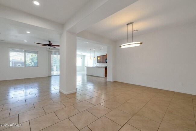 Photo - 18467 W Tasha Dr