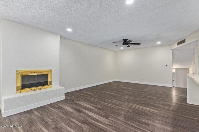 Photo - 4414 S Newberry Rd