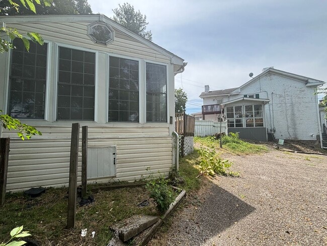 Photo - Spacious rooms, updated mechanicals, and convenient Canonsburg living