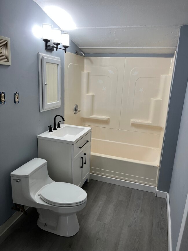 Photo - 400 Stafford Ave Unidad 2nd